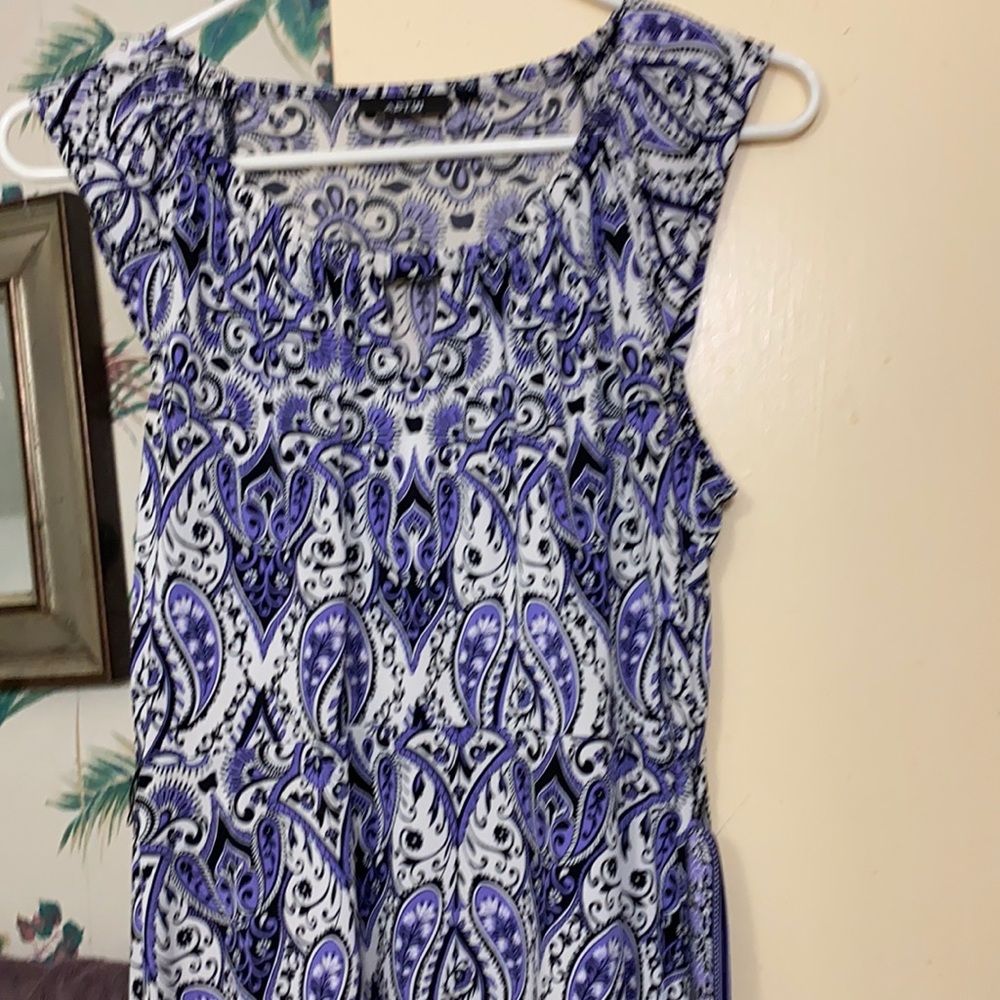 Women’s dress